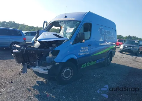 2016 Mercedes-Benz Sprinter 2500 z USA, uszkodzony, nr VIN WD3PE7DD0GP257841